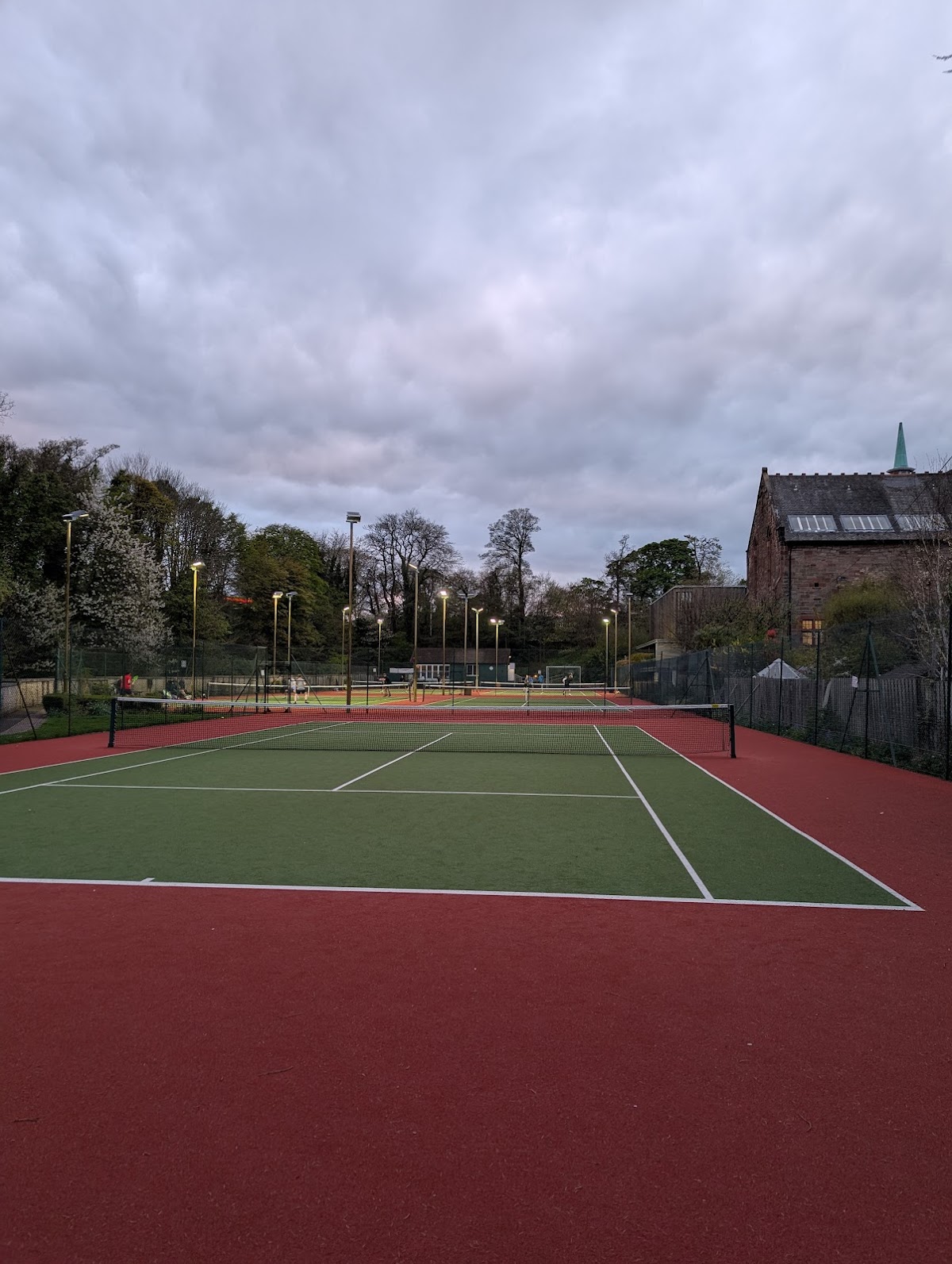 Mortonhall Tennis Club - Photo 2