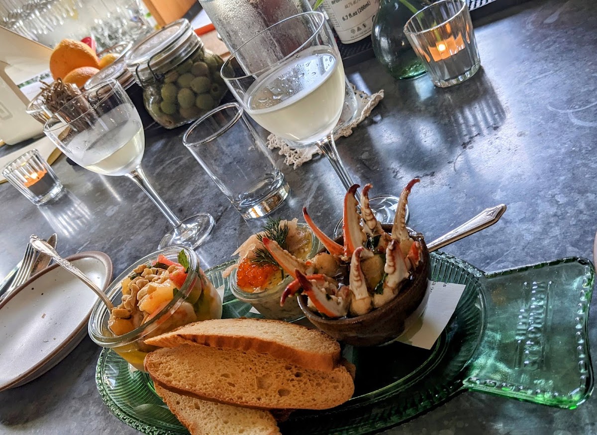 Mosquito Supper Club - Photo 2