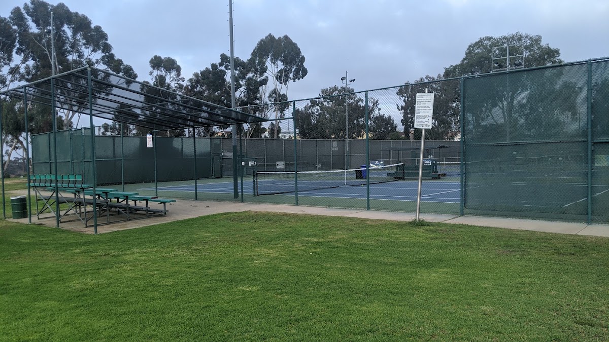 Mountain View Sports & Racquet - Photo 2