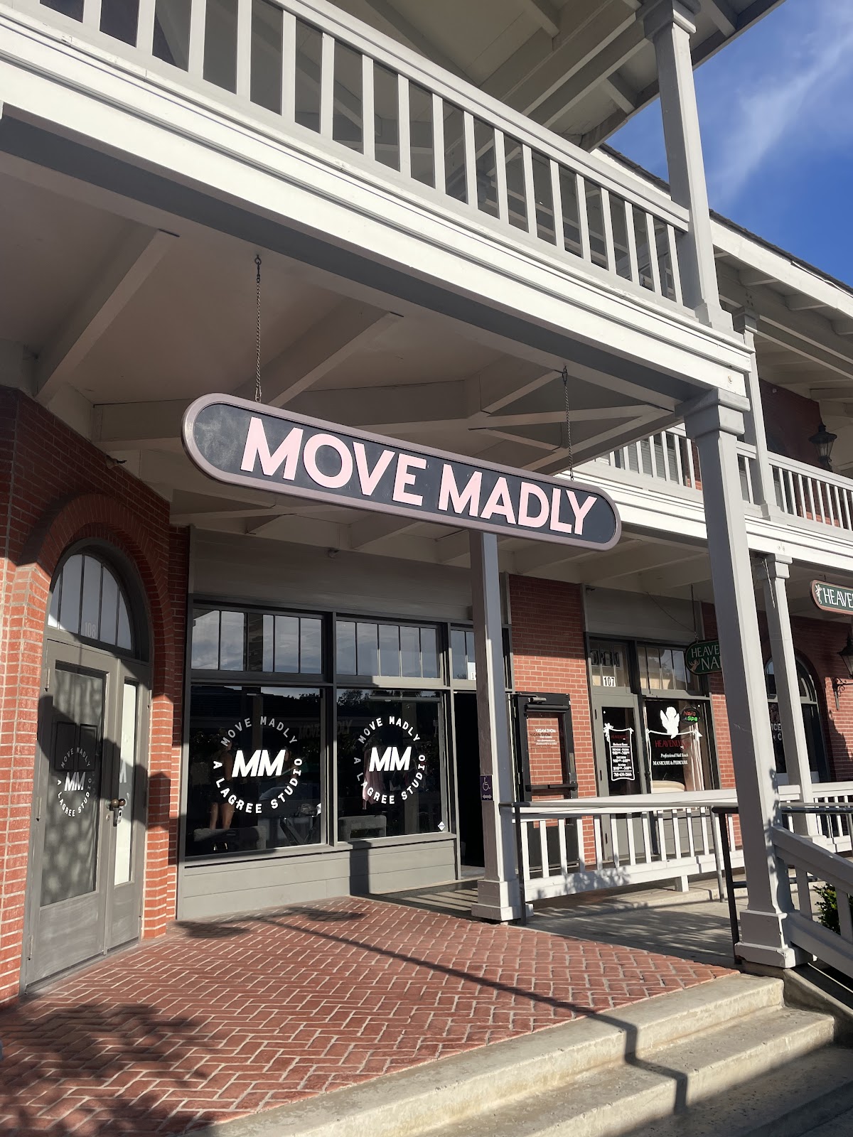 MOVE MADLY Lagree Studio- Encinitas - Photo 2