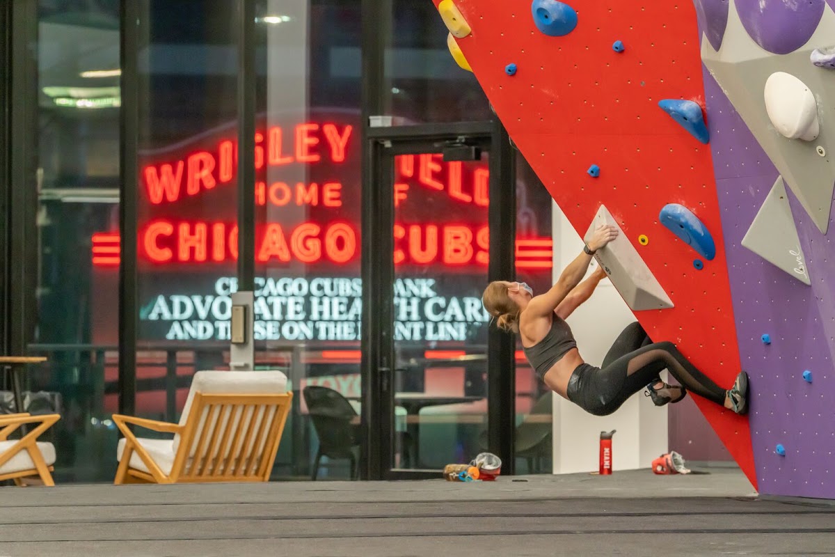 Movement Wrigleyville - Photo 1