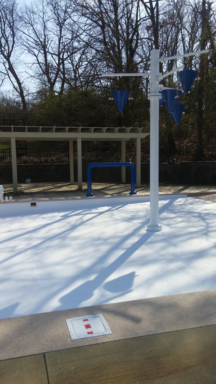 Mt.Lookout Swim & Tennis Club - Photo 3