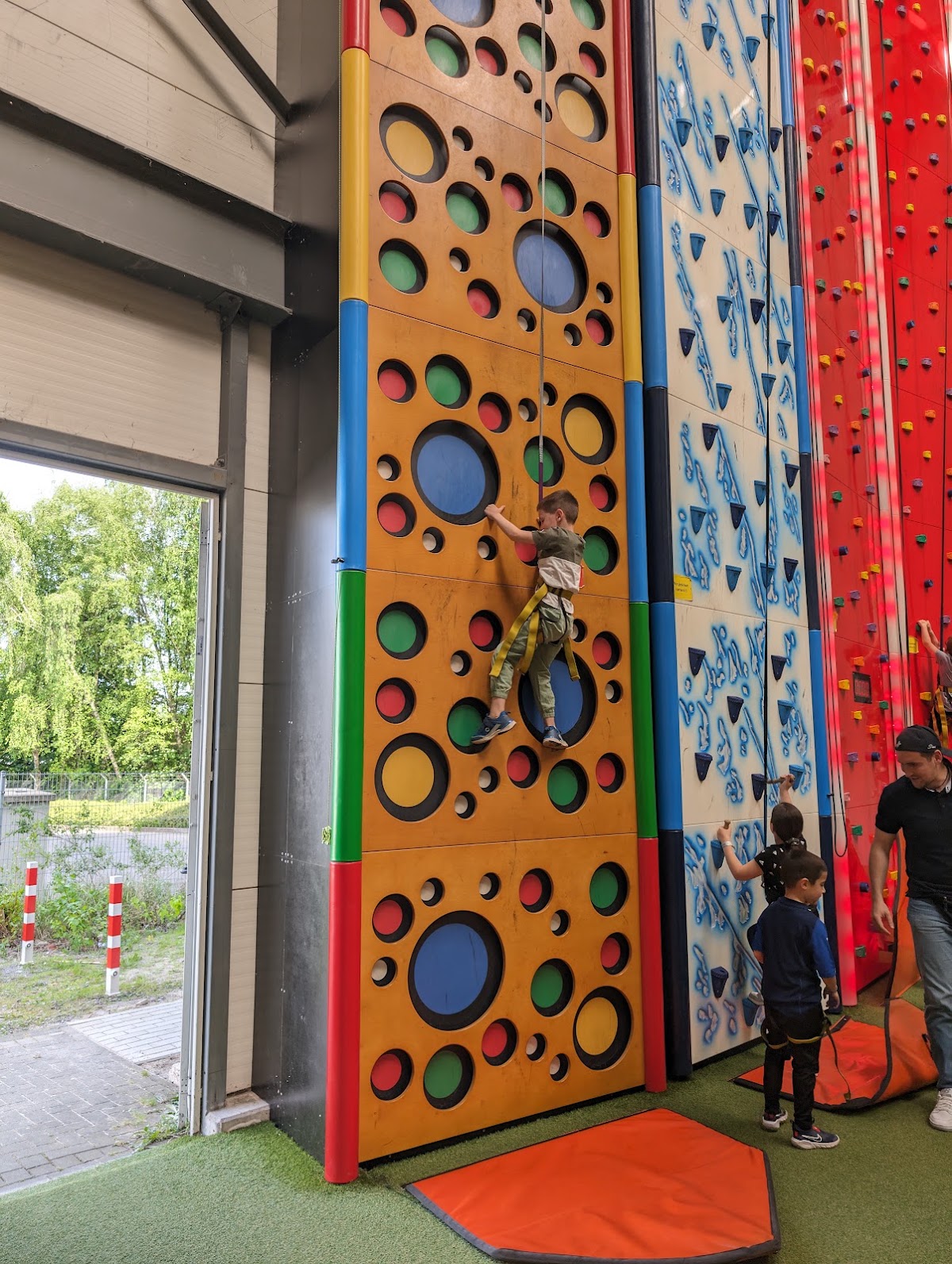 Neoliet Easy-Climb Essen - Photo 1