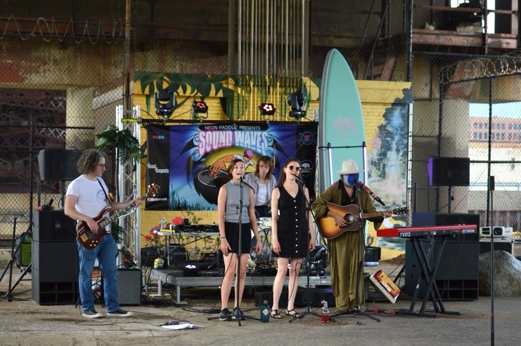 Neon Paddle - Photo 2