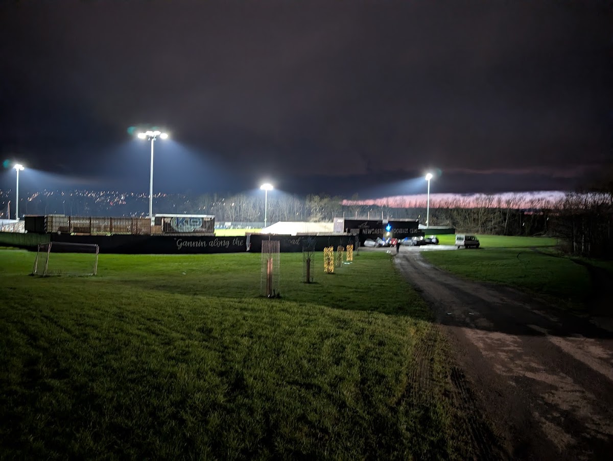 Newcastle Blue Star Football Club NE15 7BD - Photo 3