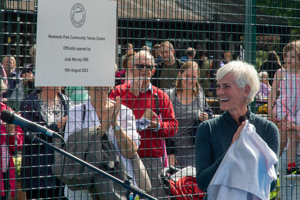 Newlands Park Community Tennis Centre - Photo 3