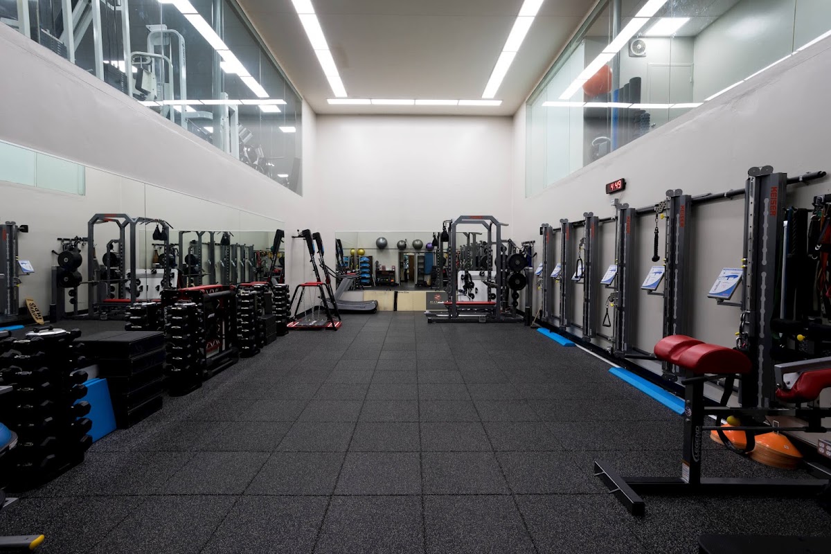 Newport Beach Athletic Club - Photo 1