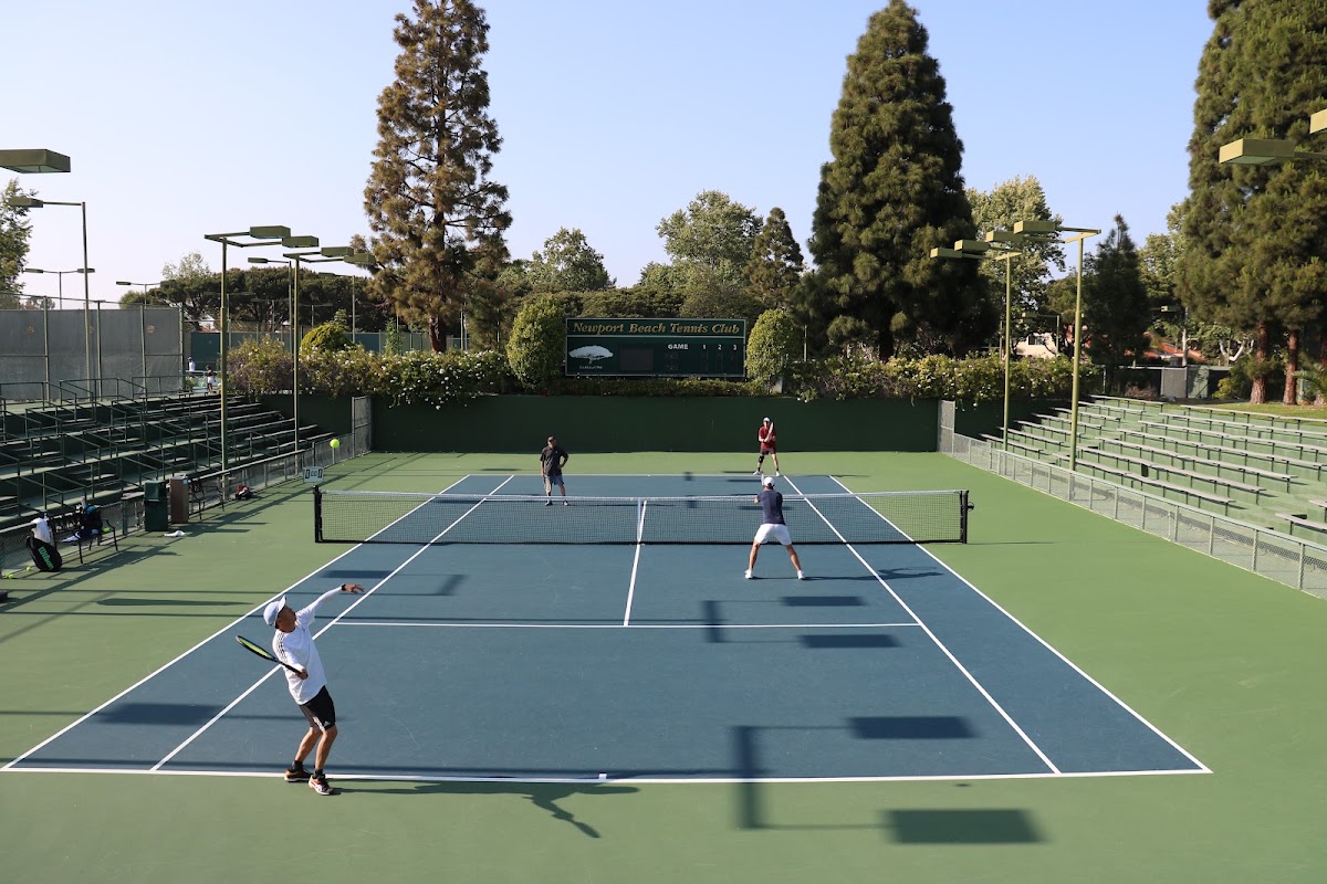 Newport Beach Tennis Club - Photo 1