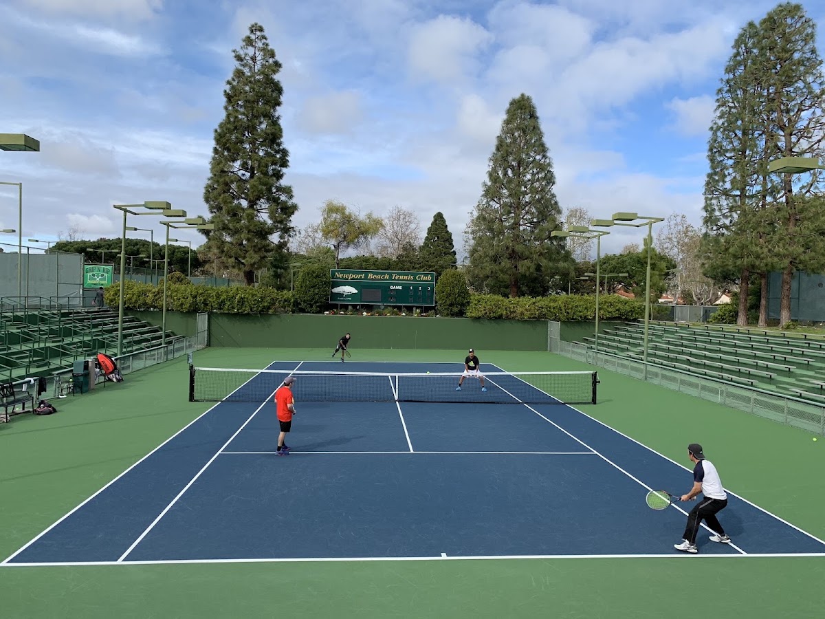 Newport Beach Tennis Club - Photo 2