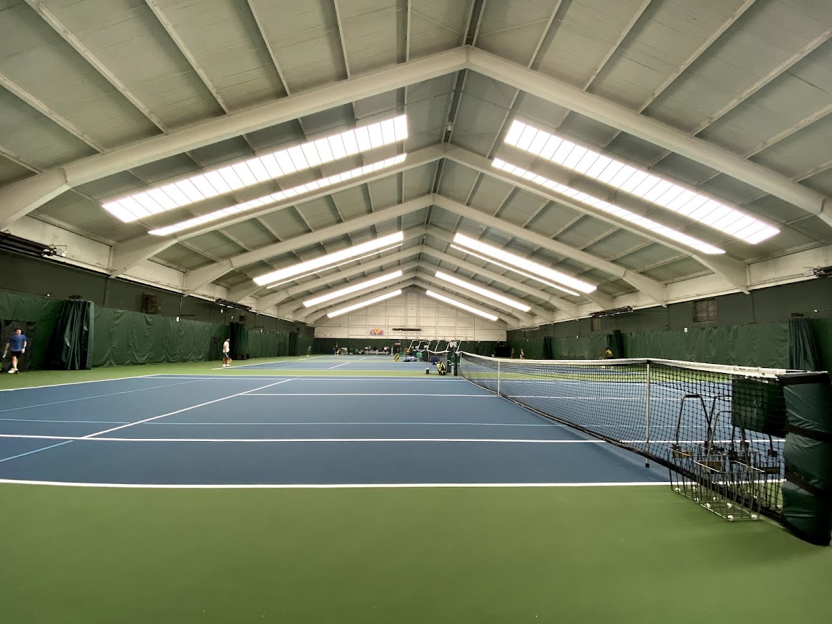 North Shore Racquet Club - Photo 1