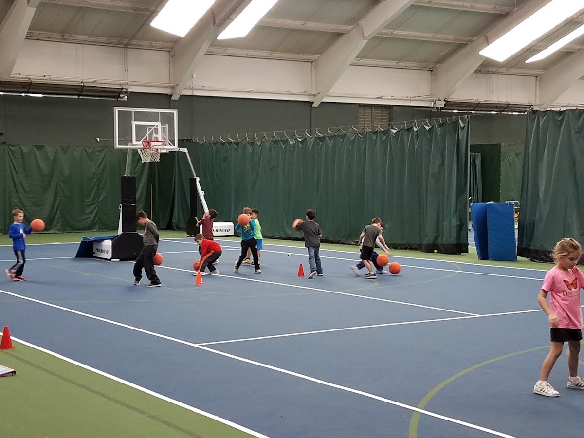 North Shore Racquet Club - Photo 2