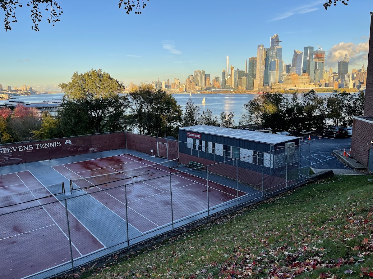 North Tennis Courts - Photo 3