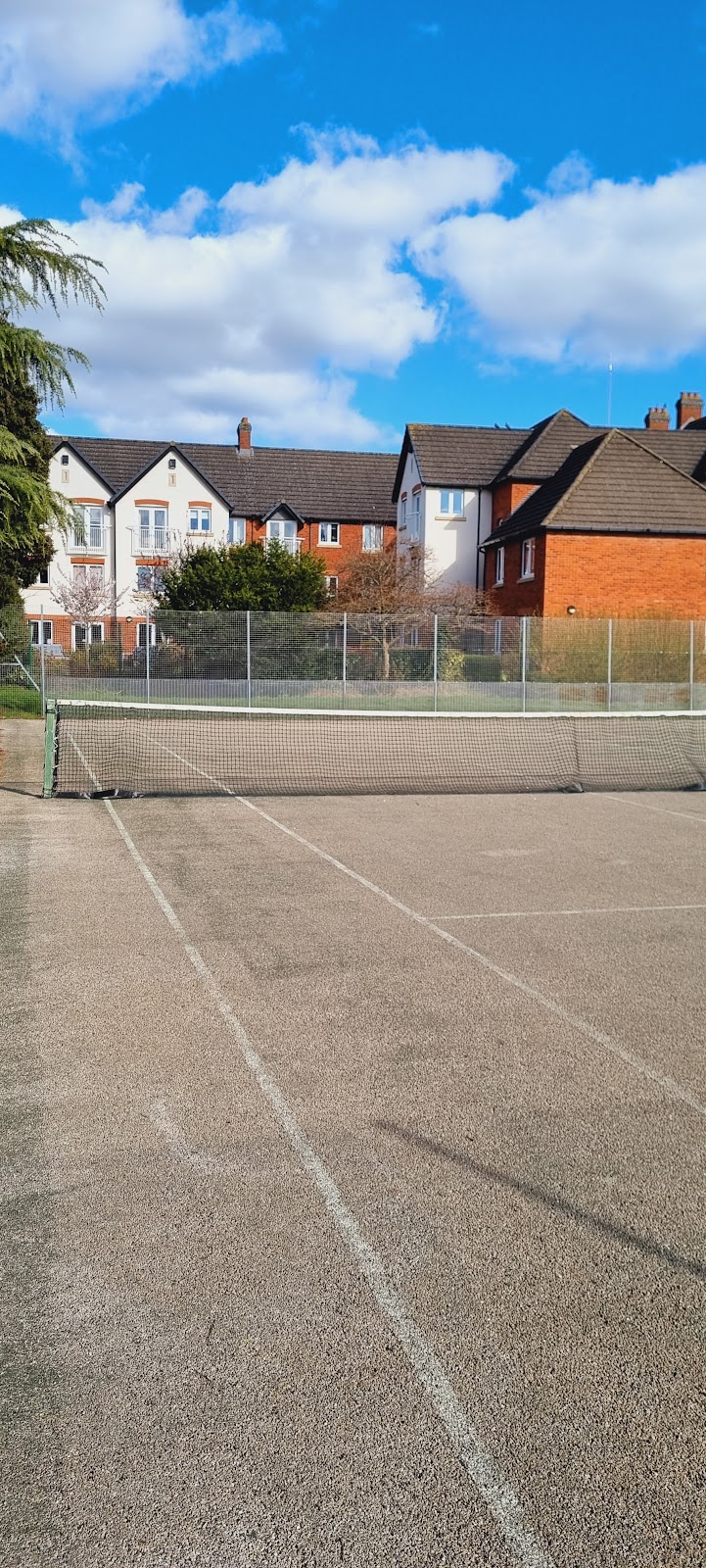 Oadby Tennis Club - Photo 3