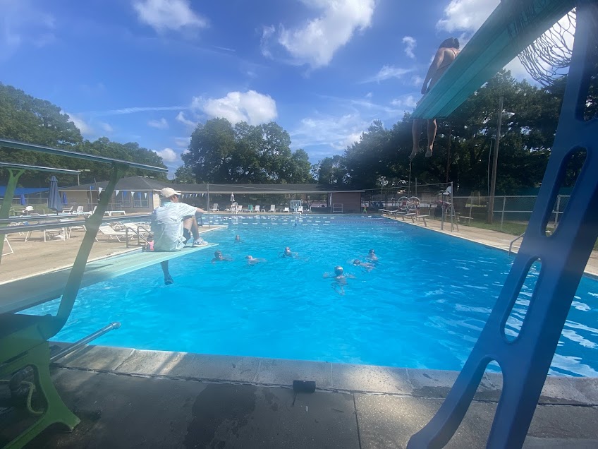 Oakwood Swim & Racquet Club - Photo 1