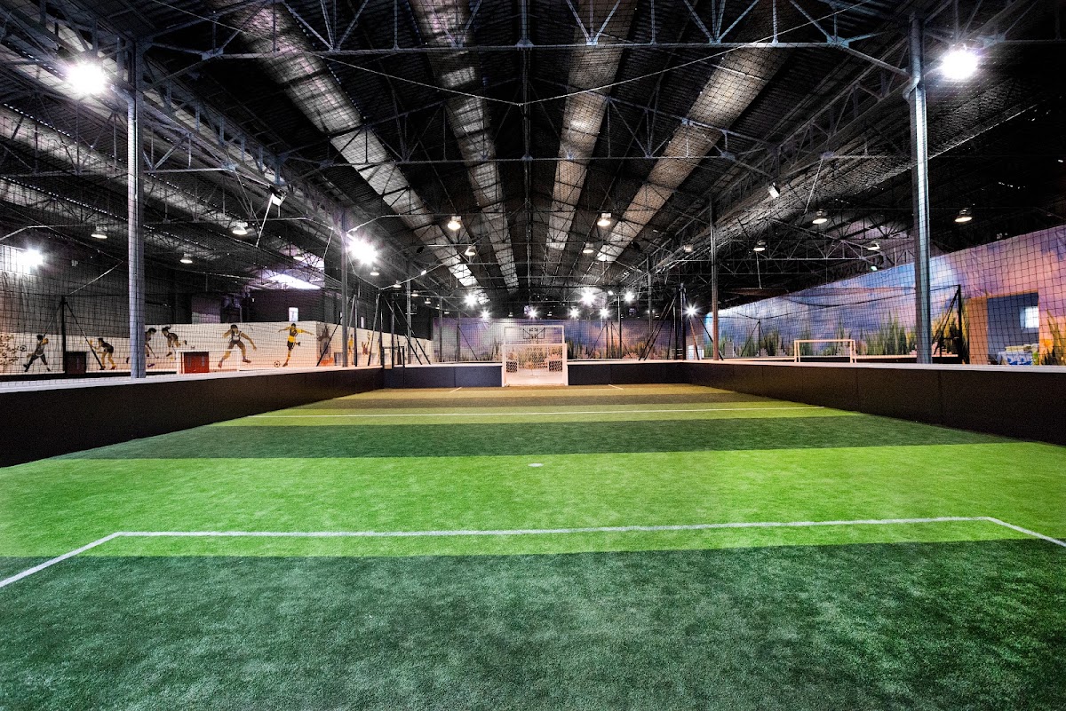 OLYMPIA SPORTS - Photo 2