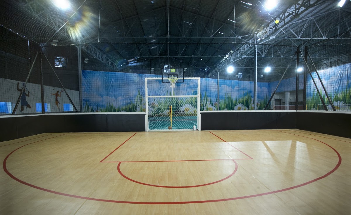 OLYMPIA SPORTS - Photo 3