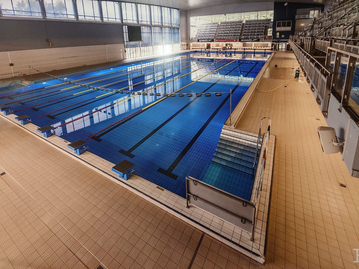 Olympic swimming center Wezenberg - Photo 1