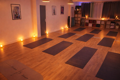 OM MY YOGA - Studio de Yoga
