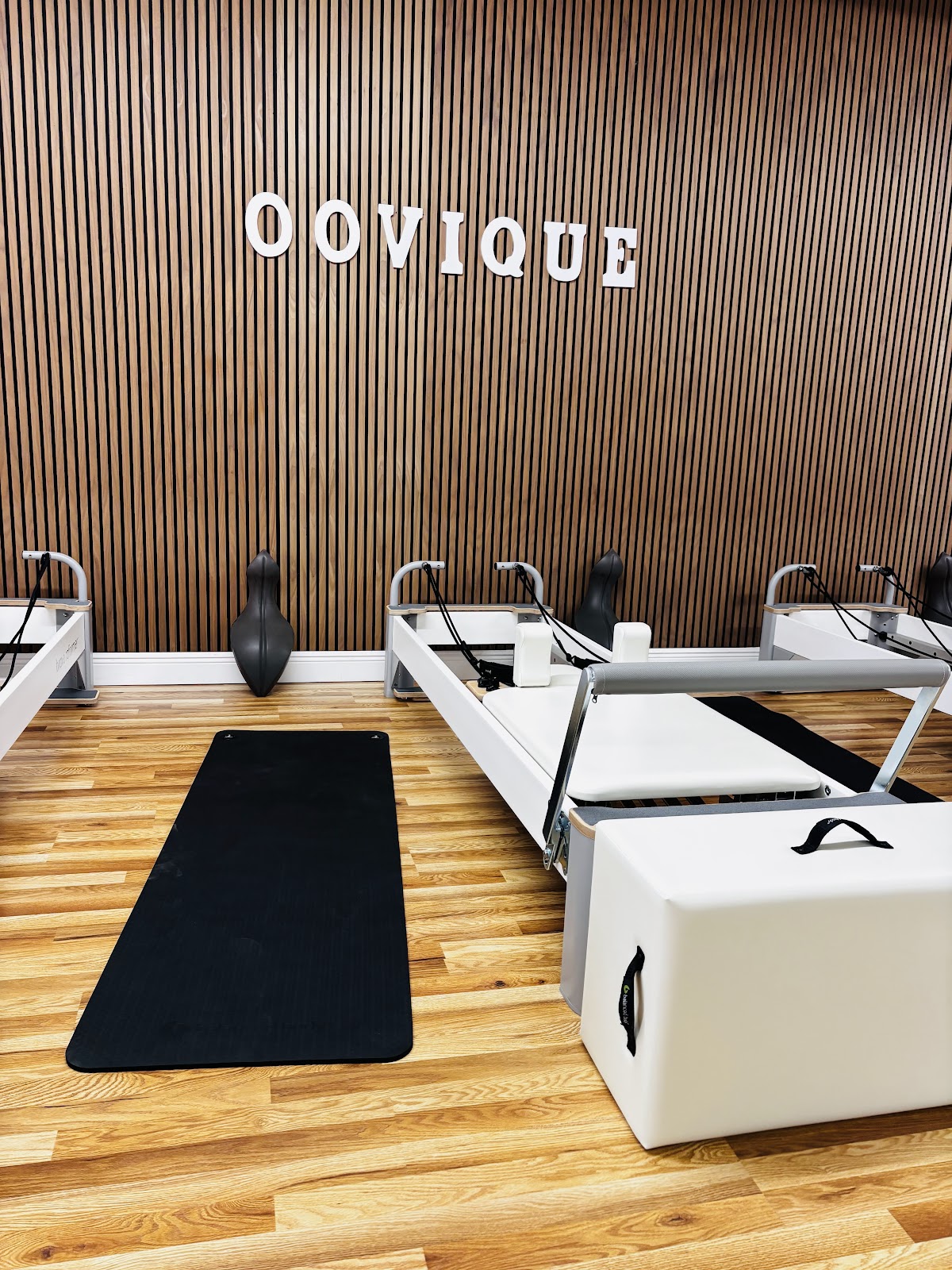 Oovique Pilates - Photo 1