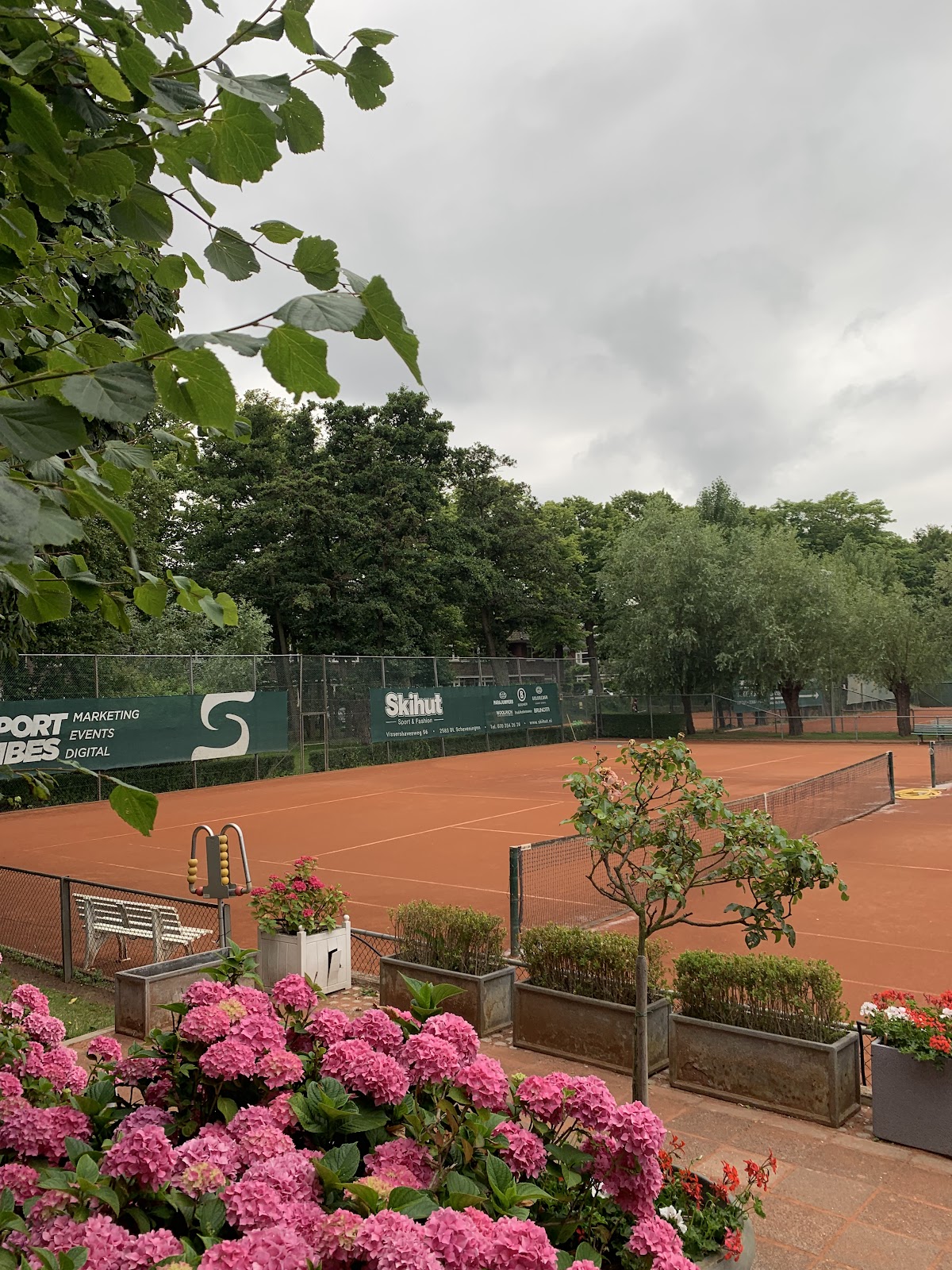 Orange Tennis Club - Photo 2