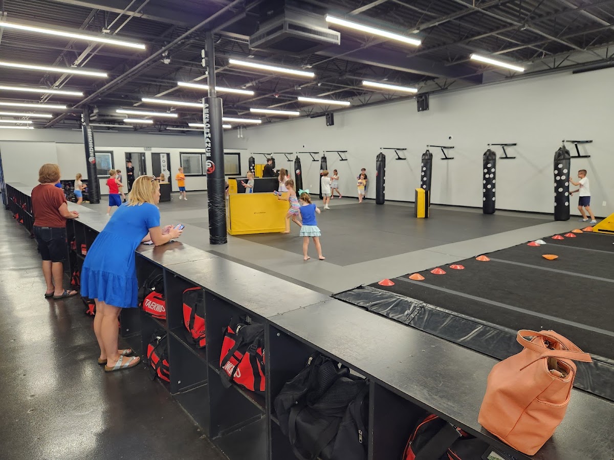 P3 Sportsplex - Photo 3