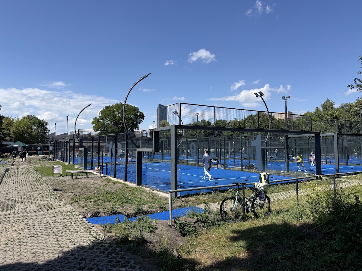 Padel Arena Berlin - Photo 3