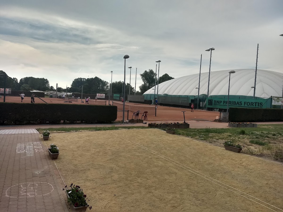 Padel- en tennisclub De Vloer - Photo 3