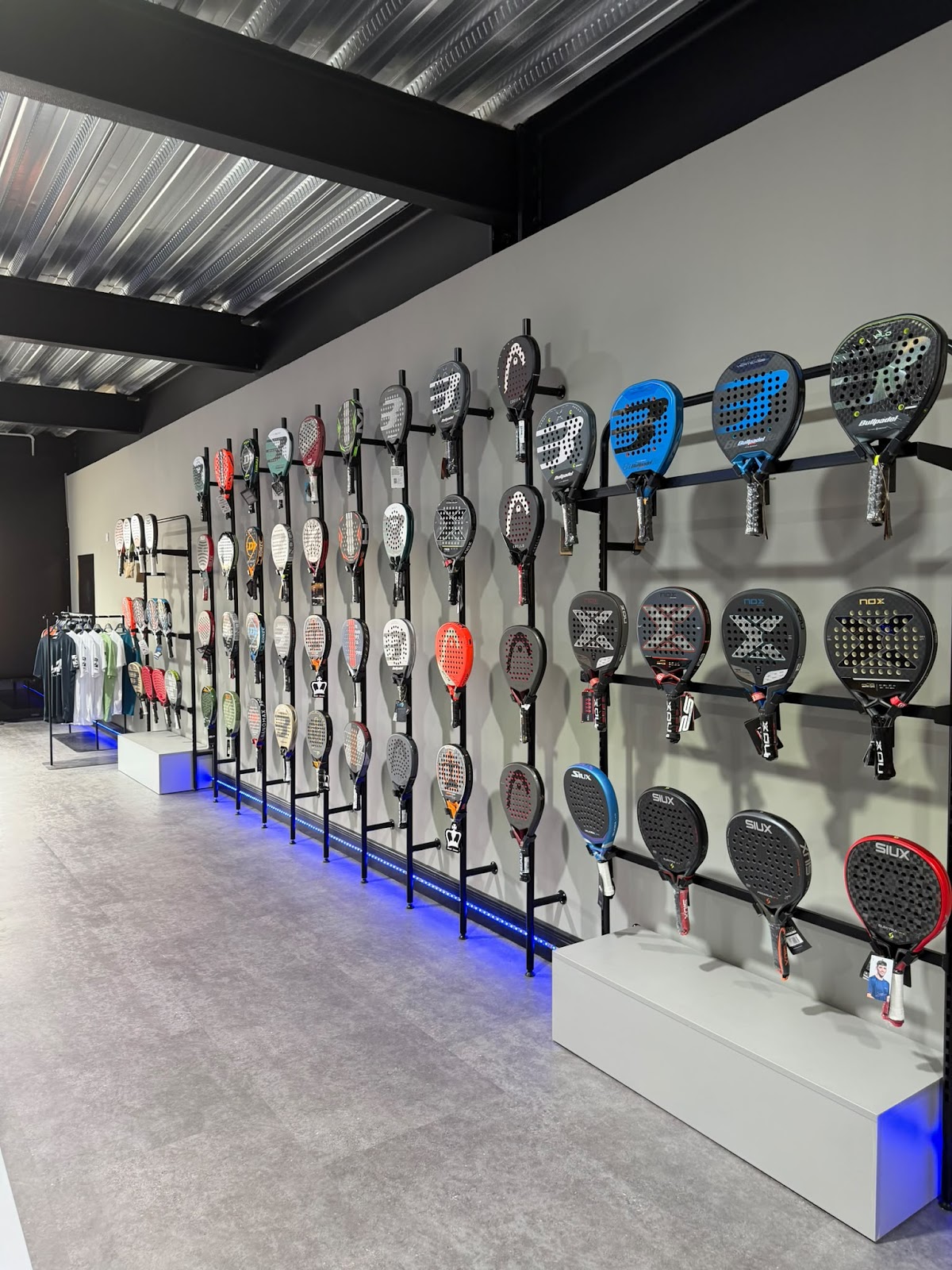 Padel Nuestro Manchester - Photo 1