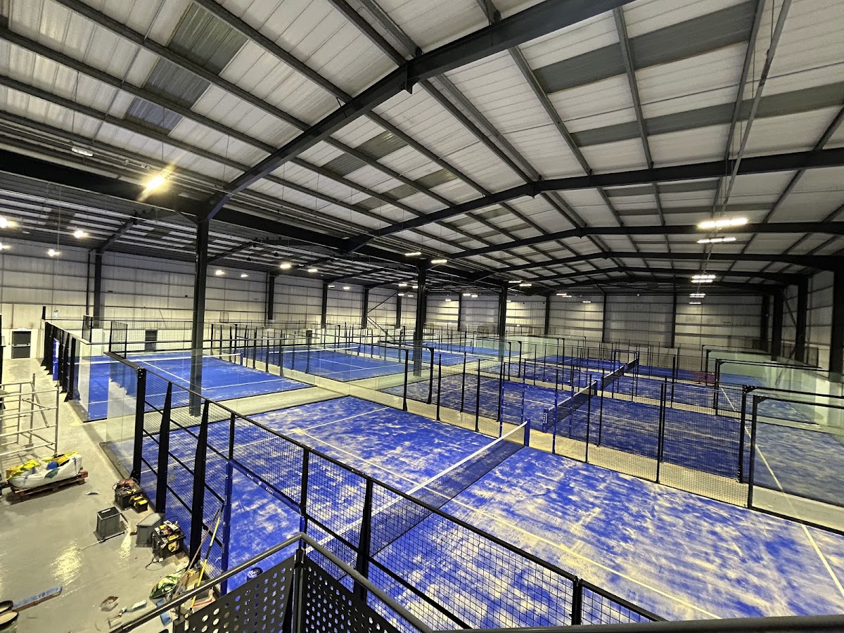 Padel Social House - Photo 3