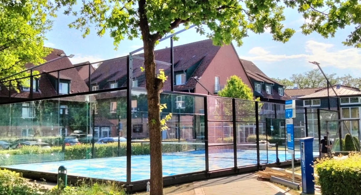Padel Treudelberg (Premium Padel Court Hamburg) - Photo 1