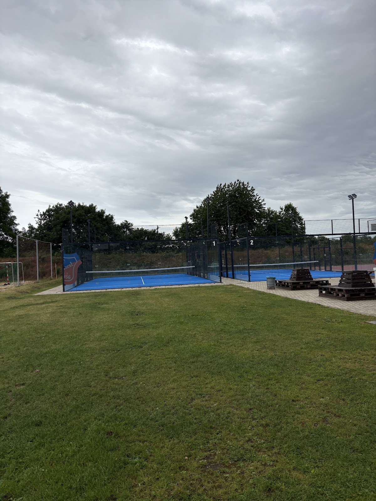 Padel Vinnhorst - Photo 1