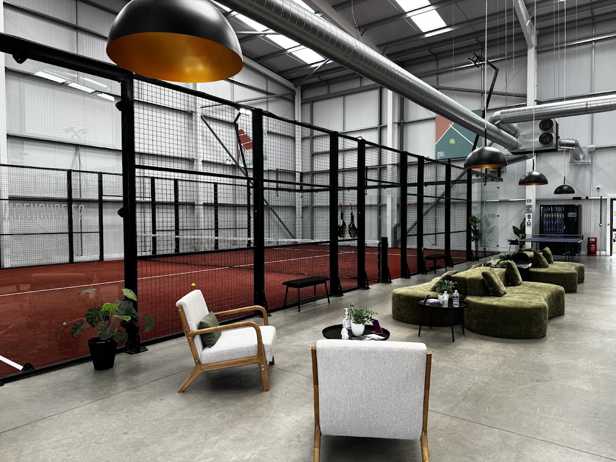 Padel Warehouse 52 - Photo 3