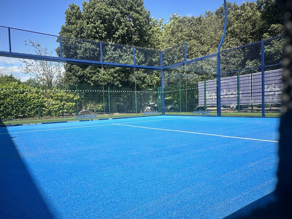 Padel4all Southend, Garon Park - Photo 3