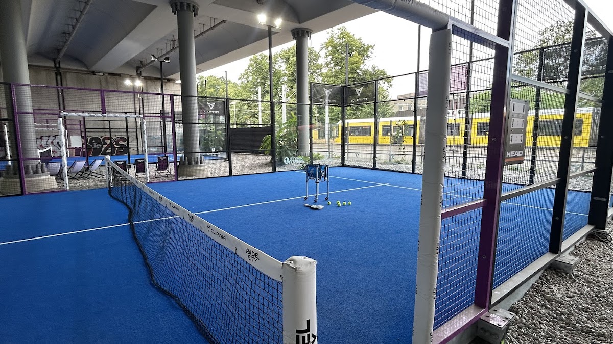 PadelCity Berlin - Photo 2
