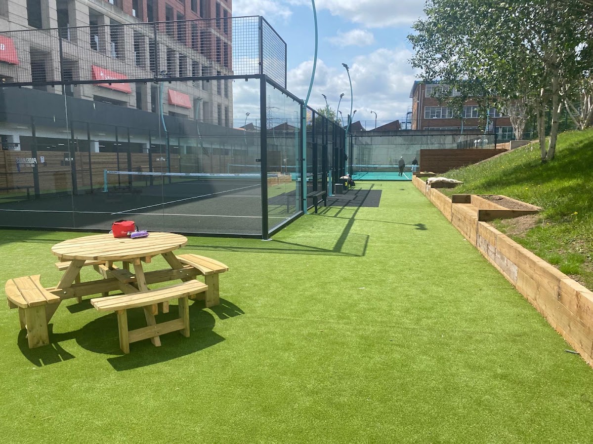 PadelHaus Fort Dunlop - Photo 2