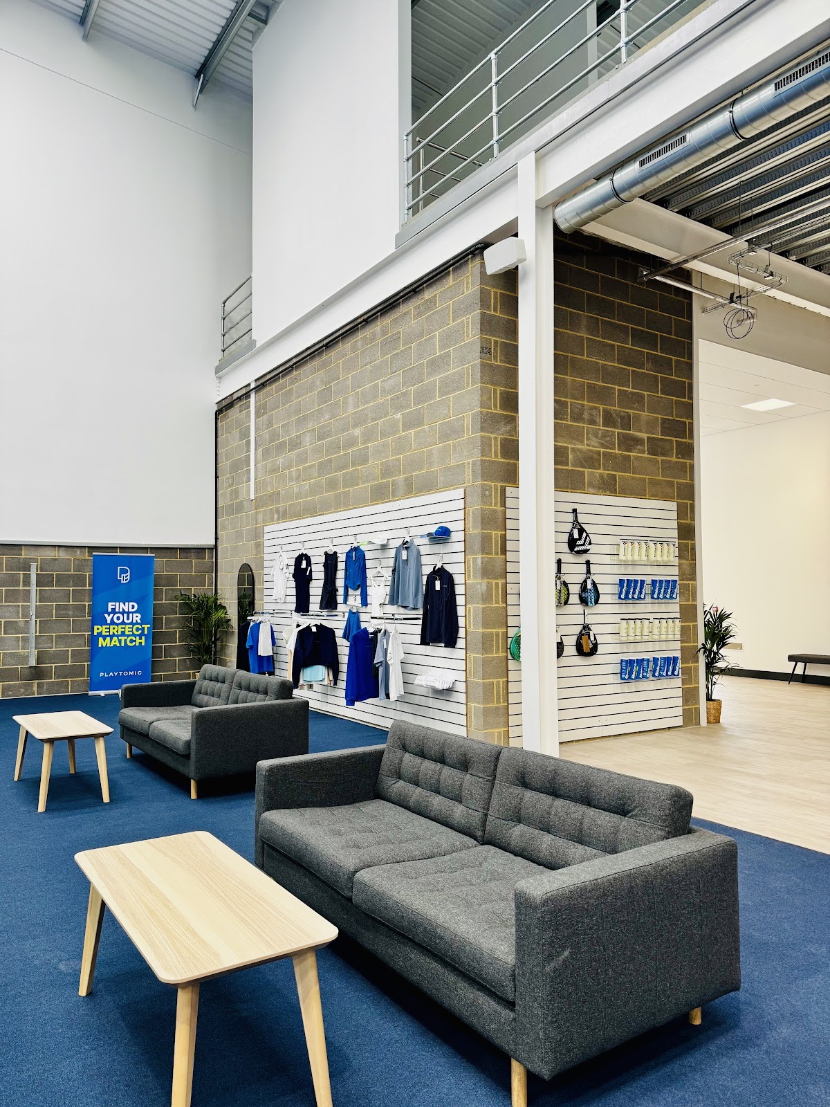 PADELHUB Southampton - Photo 3