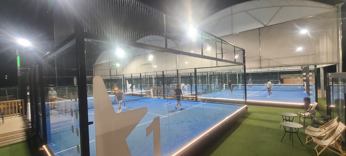 Padelstars Basildon - Photo 2