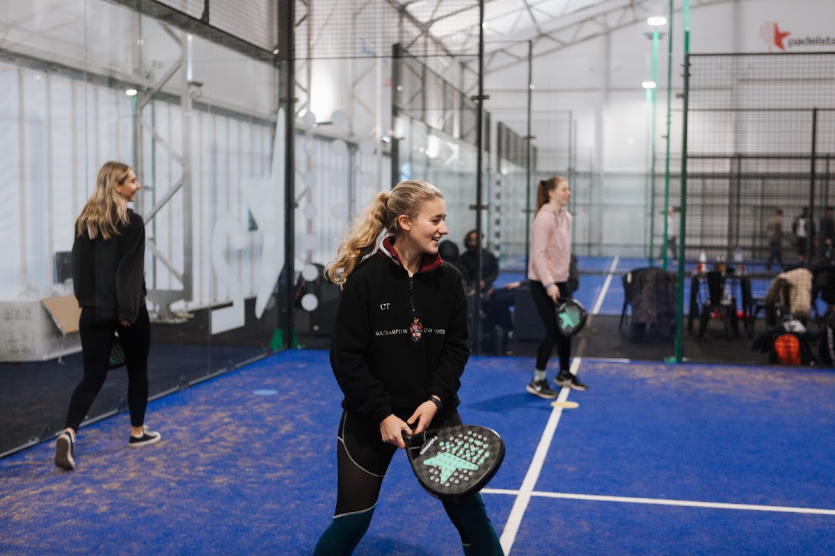 Padelstars Egham - Photo 2