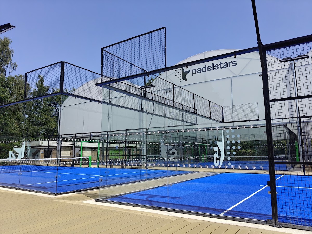 Padelstars Watford - Photo 2