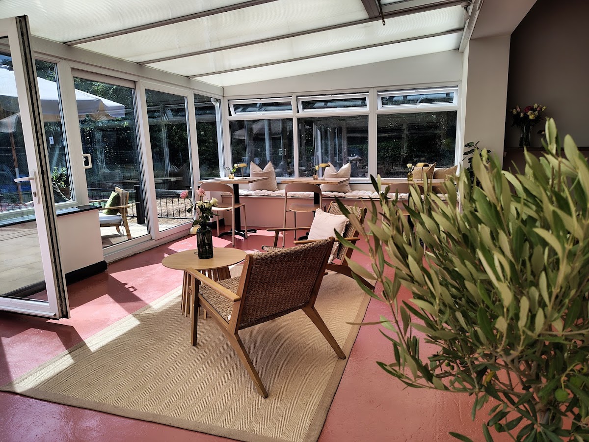 PadelX The Ponsbourne Club - Photo 3
