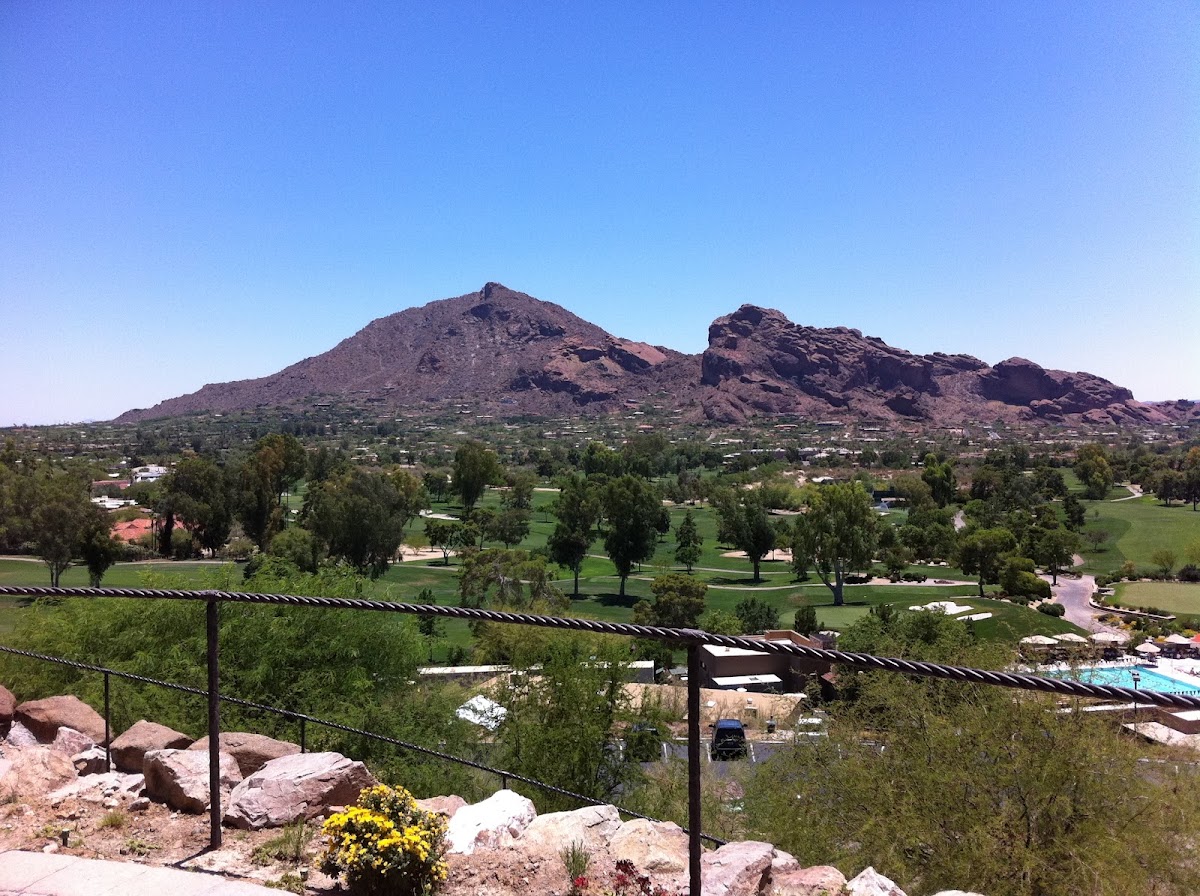 Paradise Valley Country Club - Photo 3