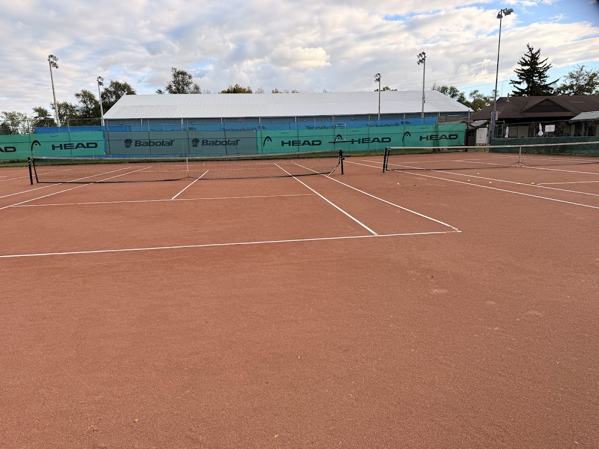 Parkside Tennis Club - Photo 1