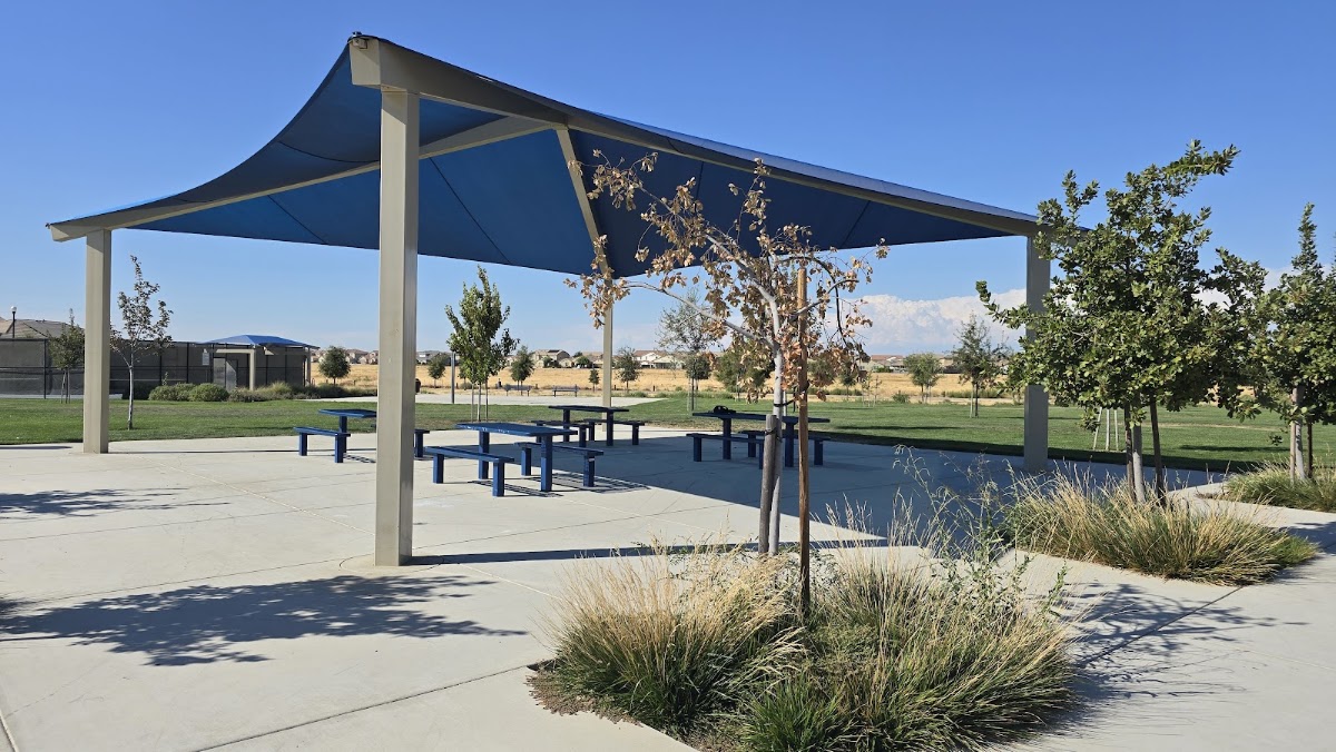 Pauline and Richard Roccucci Park - Photo 2
