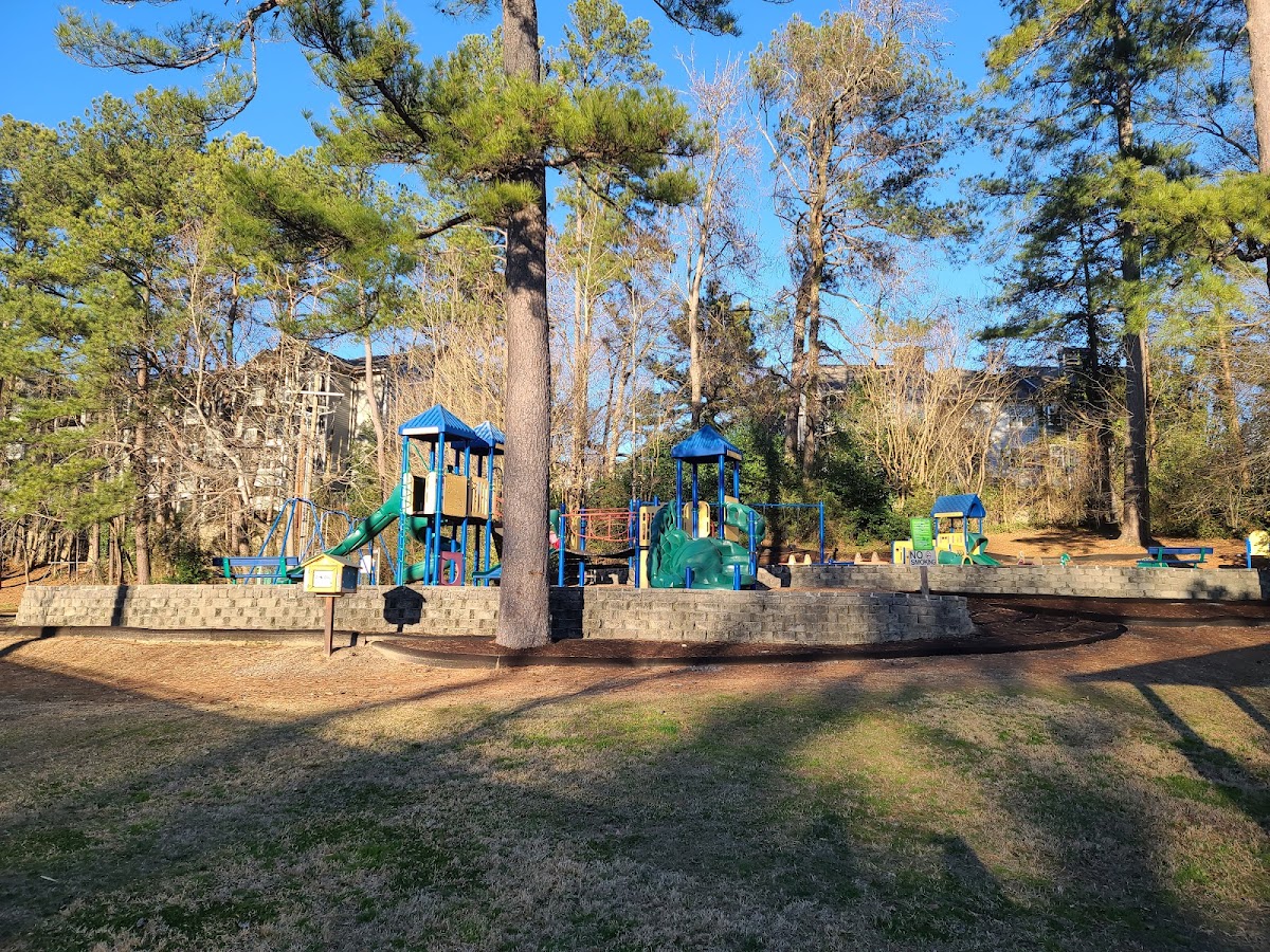 Peachtree Hills Park - Photo 1