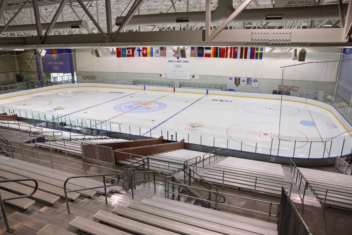 Peaks Ice Arena - Photo 3