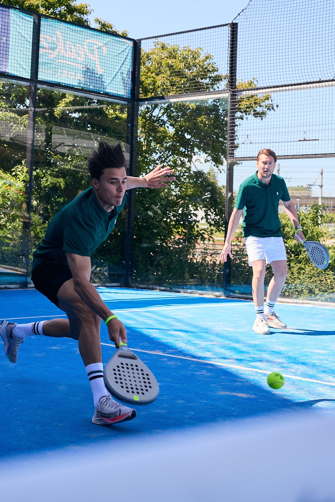 Peakz Padel Amsterdam Sloterdijk | Padelclub - Photo 2