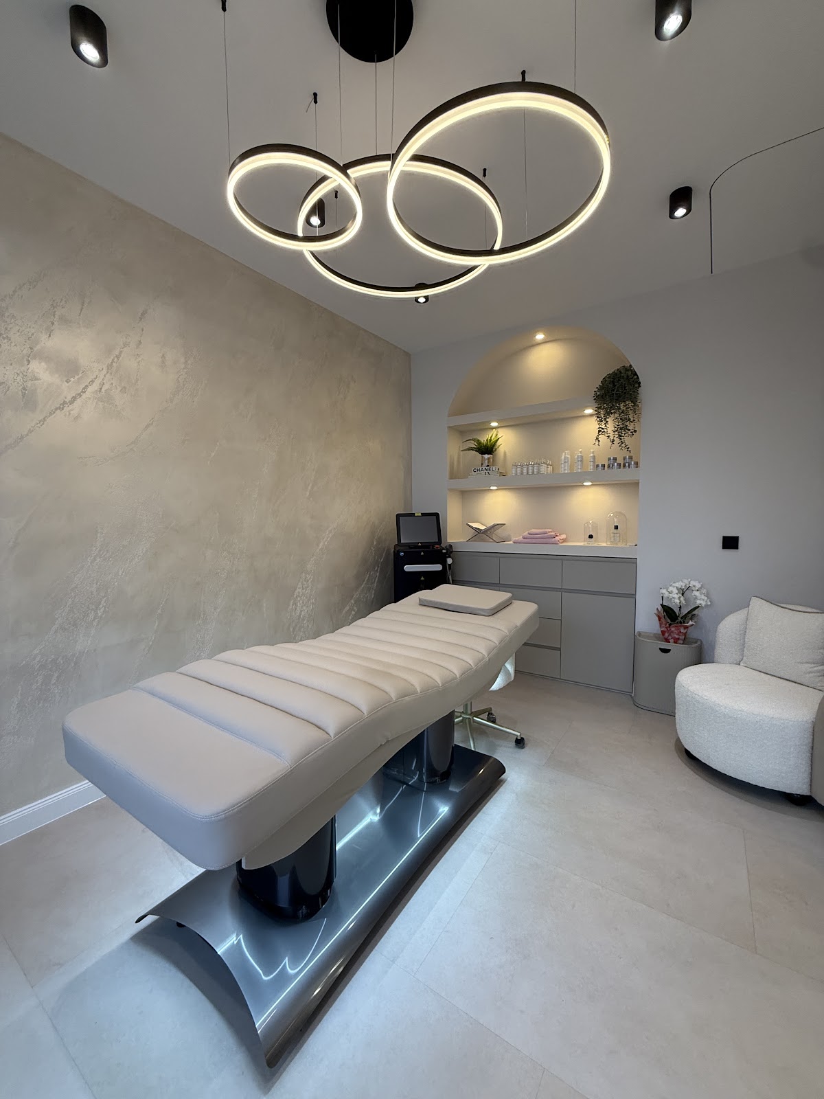 Pearl Pilates & Beauty - Photo 2
