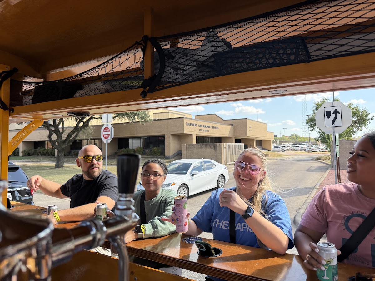 Pedal Pub Dallas - Photo 3
