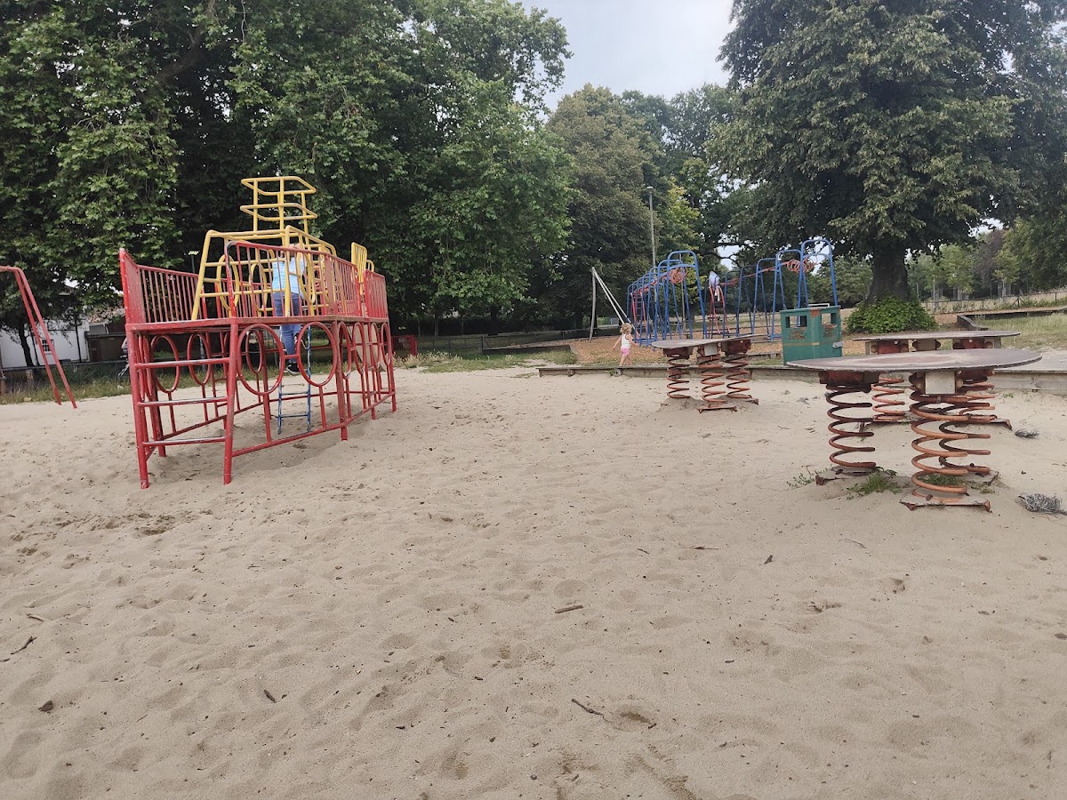 Pelhams Park - Photo 1