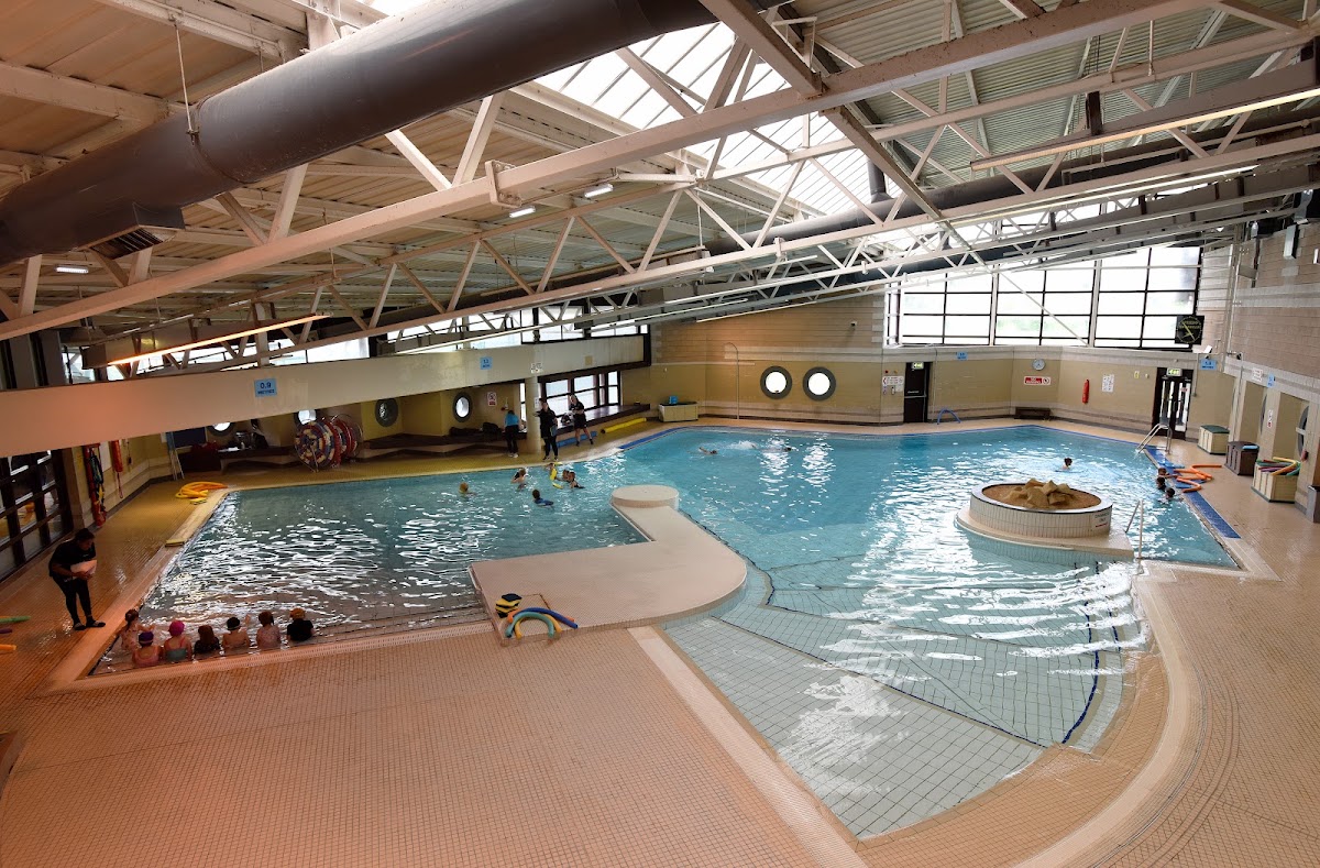 Penwortham Leisure Centre - Photo 1